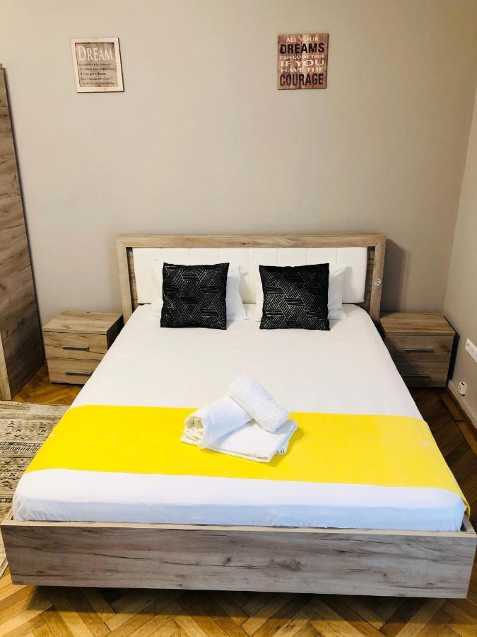 Ultra-Central Apartment Just In Union Squere Timisoara Luaran gambar