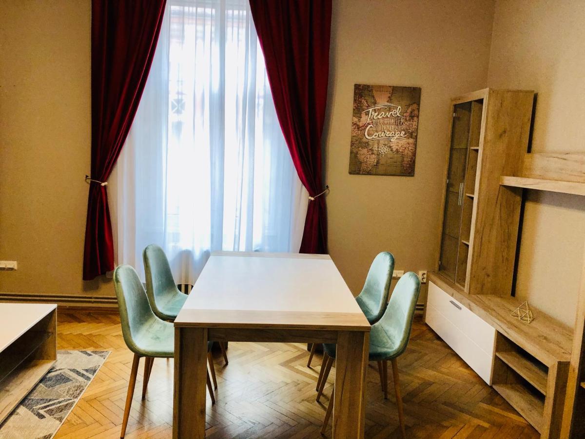 Ultra-Central Apartment Just In Union Squere Timisoara Luaran gambar